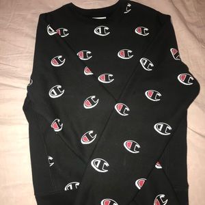 Black champion sweater!